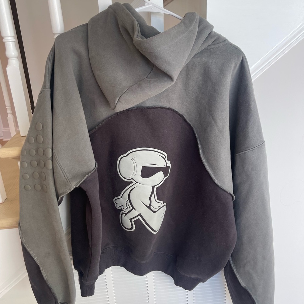 HUNI hoodie